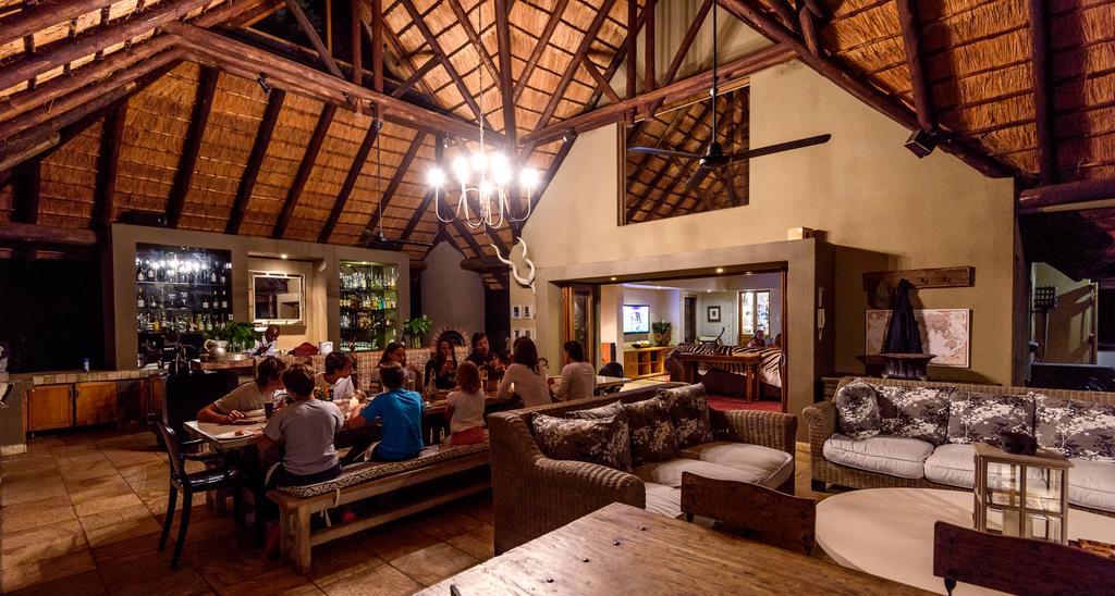 Khaya Ndlovu Safari Manor Hoedspruit